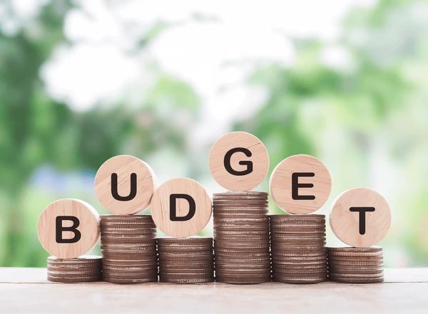 Fitch predicts huge Ghana budget shortfall