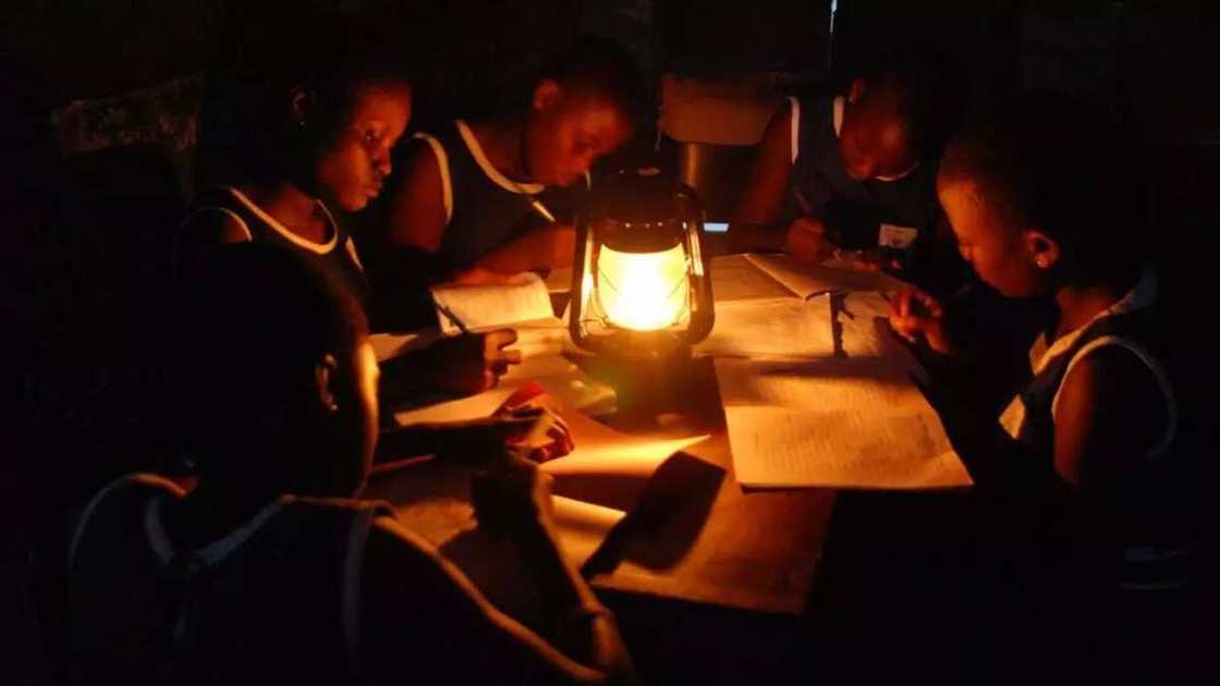 Nigeria’s power sector sinks amid poor investment