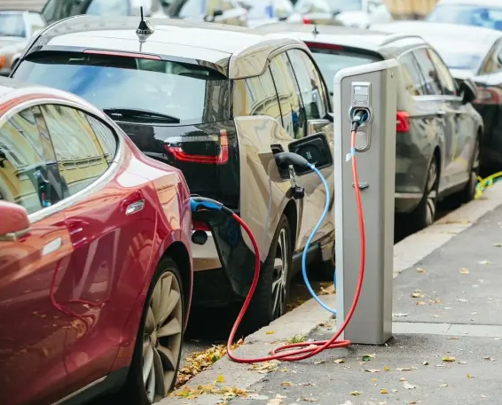 Energy Commission Reviews Ghana EV Charging Infrastructure Regulations