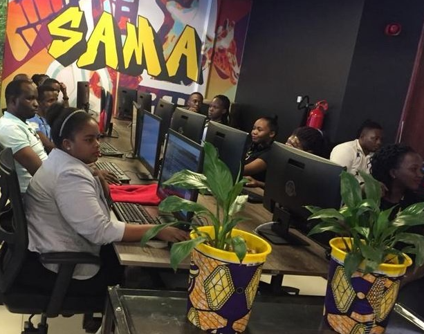 Kenyan Workers Expose Privacy Risks in Meta AI Glasses